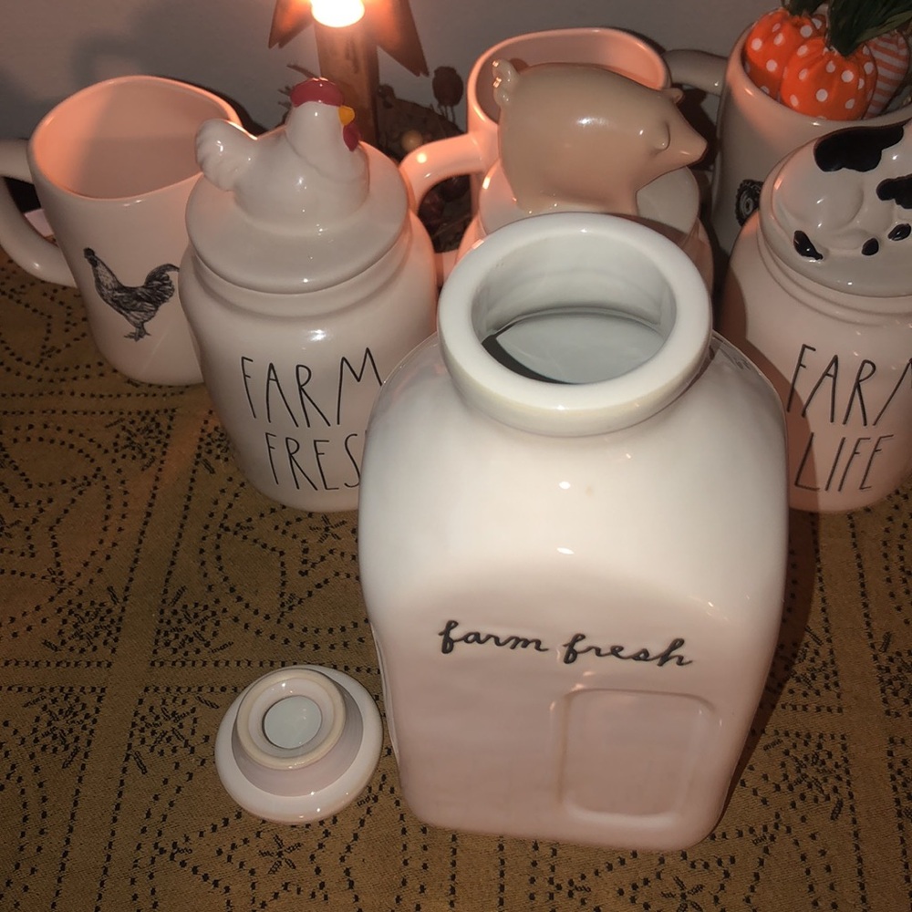 Rae Dunn FARM FRESH Large Milk Jug (Do Not Bundle) - Picture 7 of 12